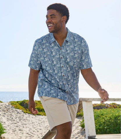 Men's Lakewashed Stretch Khaki Shorts, Pull-On, 8" | L.L.Bean Featured